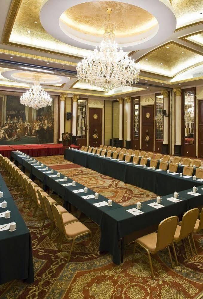 New Paris Hotel Харбин Экстерьер фото